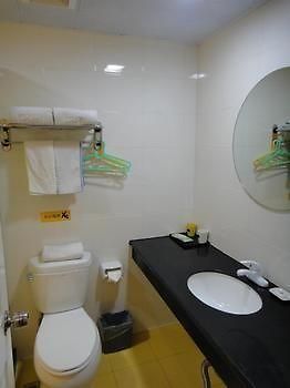 Home Inn Suzhoutrain Station North Square Сучжоу Экстерьер фото
